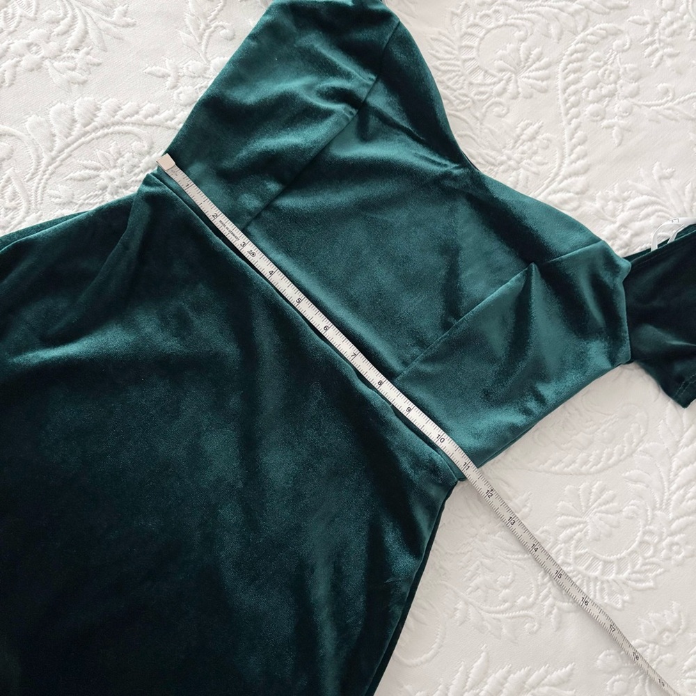 NWOT Lulus How Much I Care Emerald Green Velvet Off-the-Shoulder Midi Dress - Picture 7 of 8